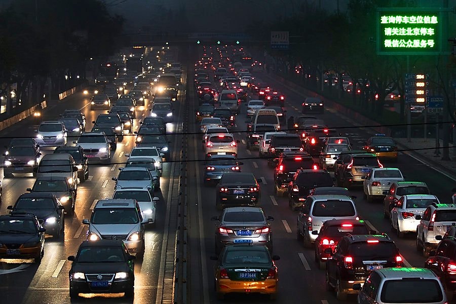 Millions of Chinese people travel home by road for the Spring Festival