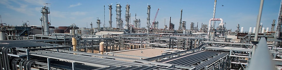 ภาพรวมของโรงกลั่นน้ำมัน Shell Scotford Refinery