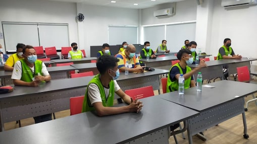 Practical and theoretical training classes 3