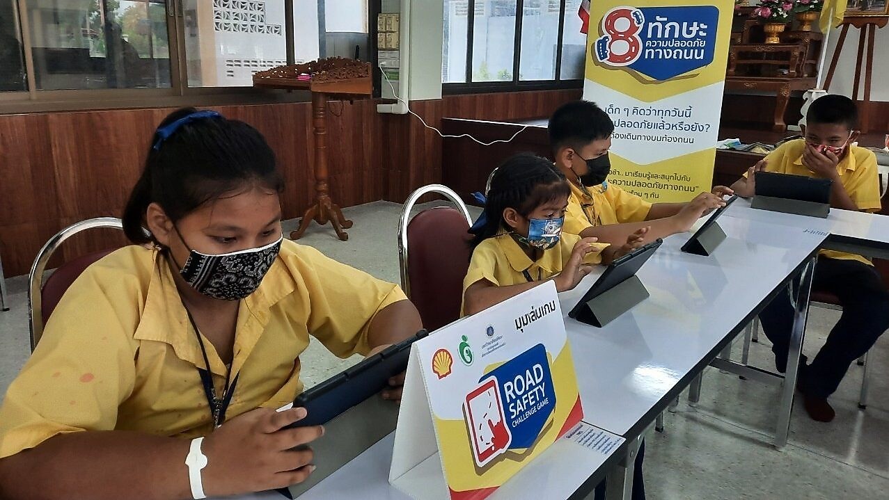 ‘8 Skills for Road Safety’ training sessions in primary schools in the neighbourhood of Mahidol University and Bangkrachao.