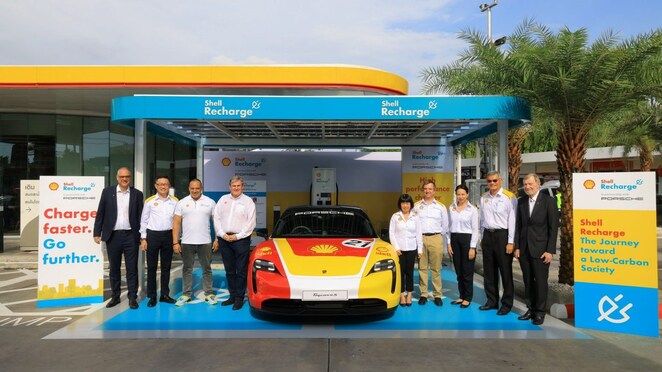 Porsche Asia Pacific and Shell announce the launch of the first Shell High Performance Charging (HPC) site in Bang Yai, Bangkok. This HPC site launch marks the start of the construction of a total of eleven 180 kW and 360 kW direct-current (DC) chargers at eleven Shell stations located throughout Thailand, enabling seamless emission-free travel within the country.