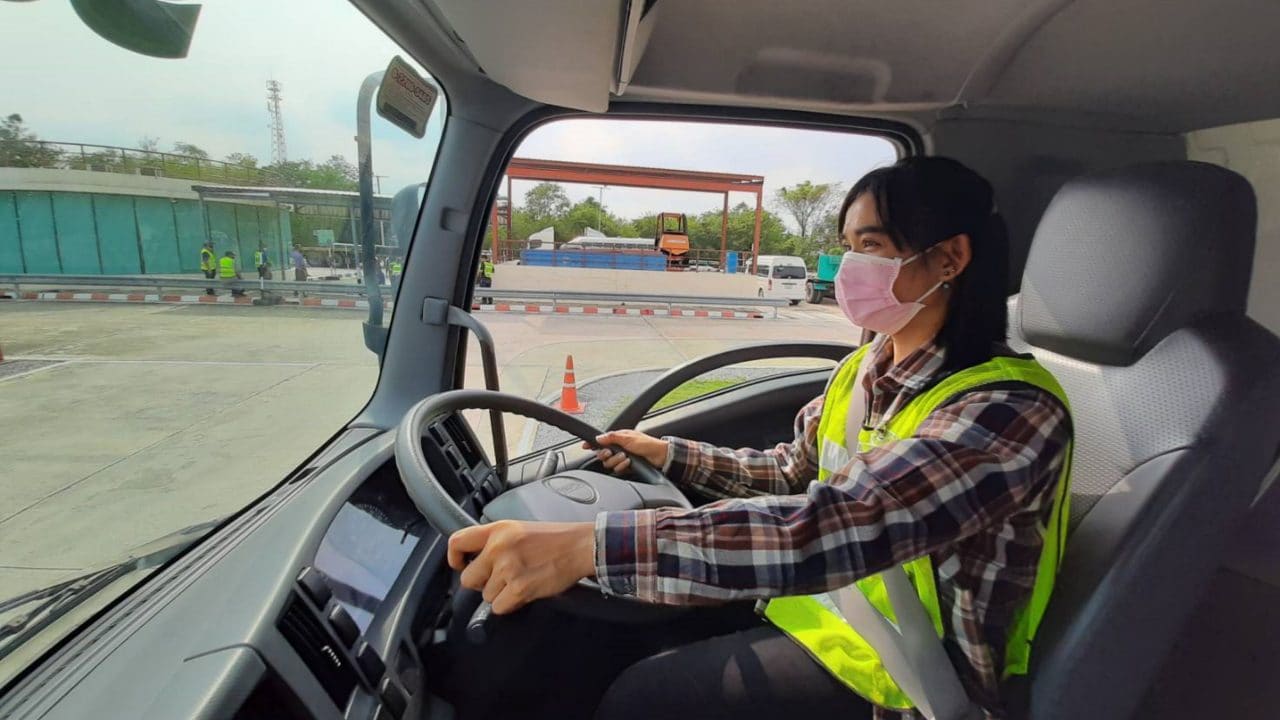 The programme covers various safe driving teachniques and methods such as basic maintenaince and truck driving