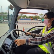 The programme covers various safe driving teachniques and methods such as basic maintenaince and truck driving