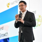 Prof. Dr. Pisut Painmanakul, Secretary to the Minister of Energy, rendered a speech entitled ‘Thailand's Decarbonization Policy in the Energy Sector’.