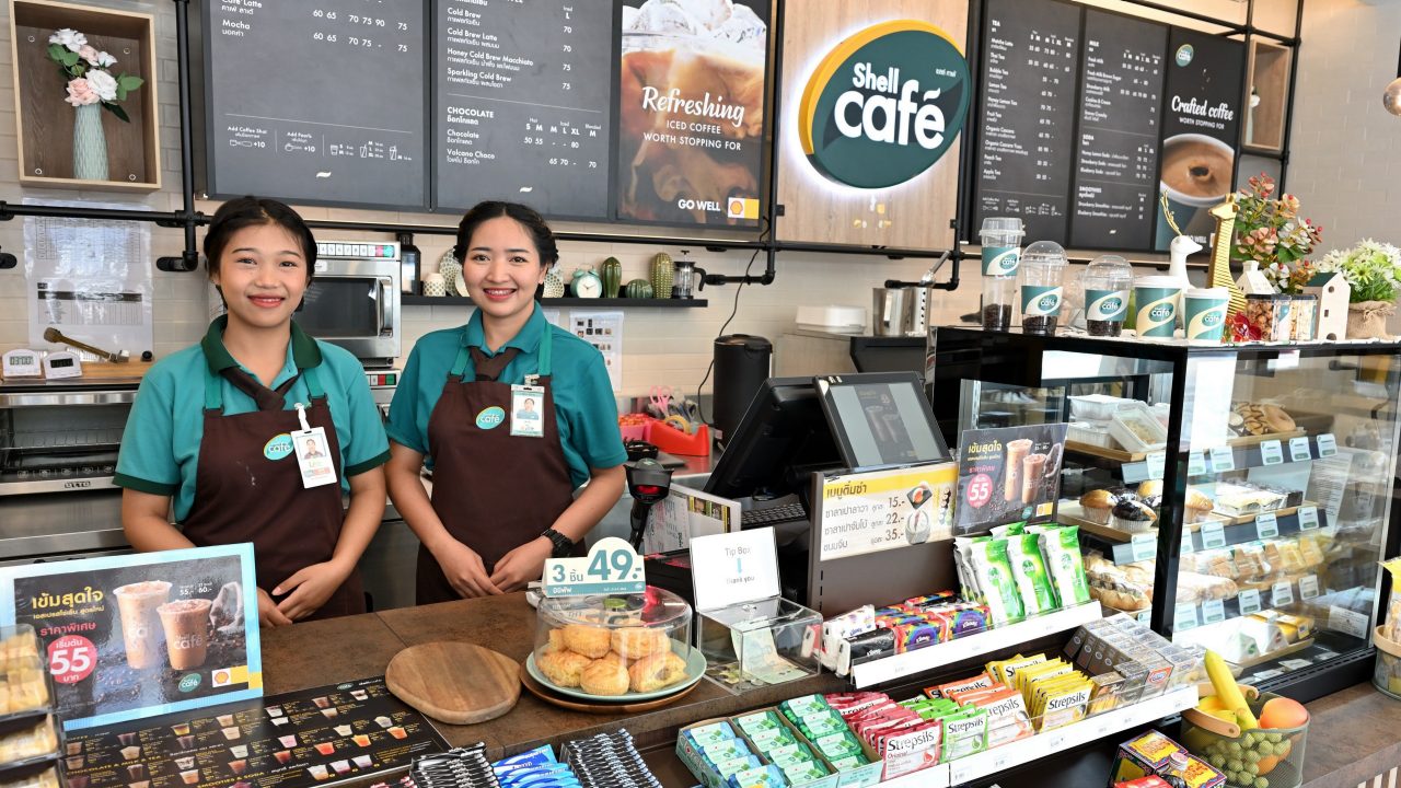 Shell Café offers a convenient and relaxing experience with the perfect blend of café and convenience store.