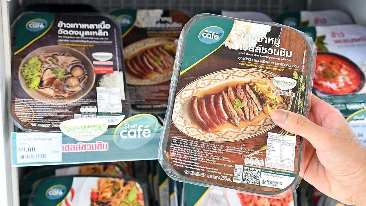 Powering your life with selected Thai street food by Shell Chuan Chim.