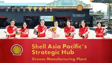 The opening ceremony of the Shell Enhanced Grease Manufacturing Plant at Shell Chong Non Si Terminal.
