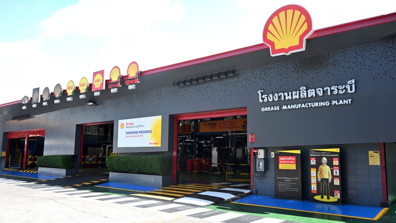 Boasting a production capacity of 15,000 tonnes per year, the enhanced grease plant is not only the largest grease manufacturing plant in Southeast Asia but also a strategic export hub for the Asia-Pacific region.