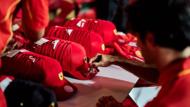 Join Shell GO+ and fuel up with a minimum spend of 900 baht for a chance to win exclusive rewards!