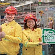 The first company in Thailand to introduce 100% PCR packaging for premium engine oil “Shell Helix Ultra”