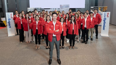 ทีม Shell Lubricant Services พร้อม!