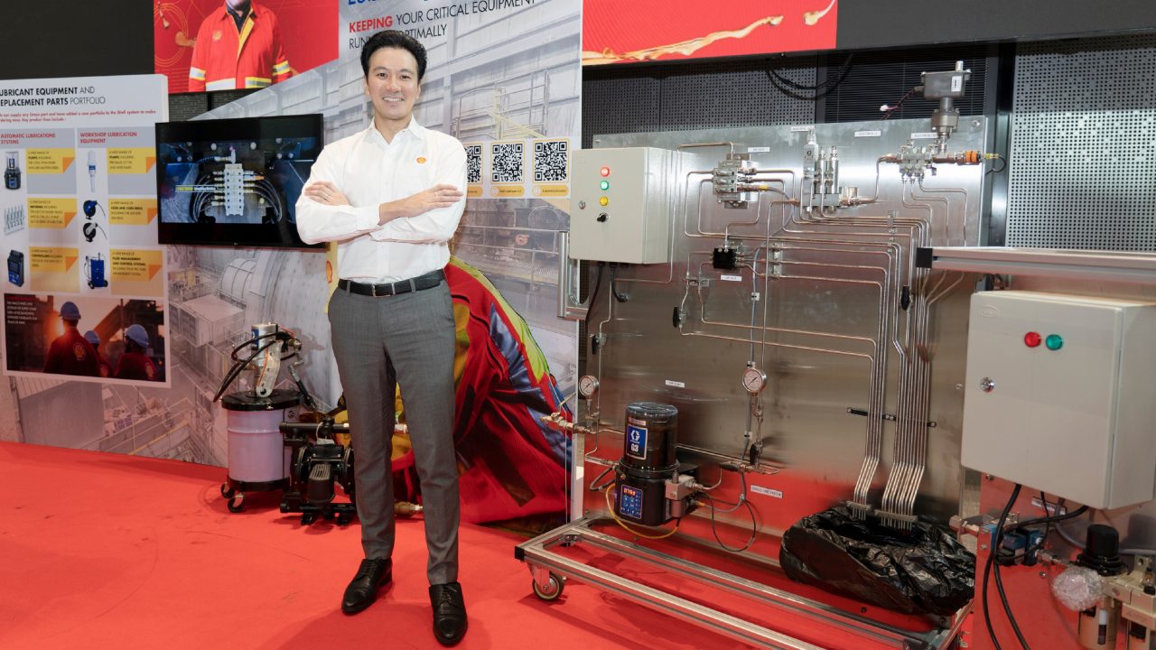 นายกมลพัทธ์ พหลโยธิน กรรมการบริหาร ธุรกิจน้ำมันหล่อลื่น บริษัท เชลล์แห่งประเทศไทย จำกัด