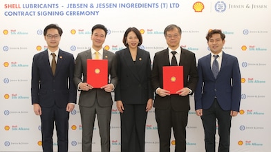 Shell appointed Jebsen & Jessen Ingredients (T) Ltd. as the first official distributor of Shell Silk Alkane for Thailand.
