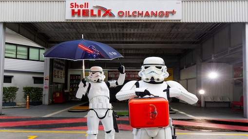 Get ready for your collection at Shell Helix Oil Change+