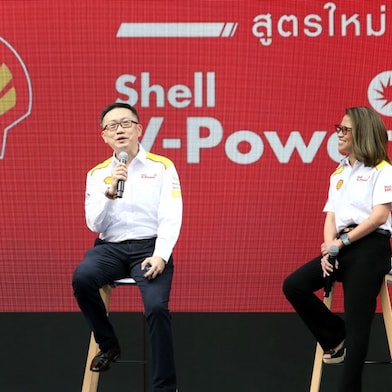 Panel discussion with Mr. Ruengsak Sritanawiboonchai, Executive Director of Mobility Business and Ms. Suwara Supreeyathitikul, Vice Executive Director of Mobility Business