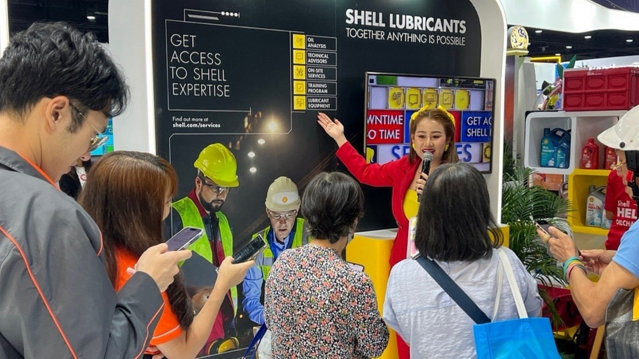 The Shell booth is packed! Discover unique energy innovations, enjoy fun activities at FTI EXPO 2025. 