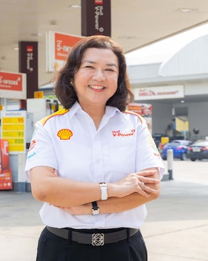 Ms. Siriwipha Yuktadatta,Vice Executive Marketing Director – Mobility Business, The Shell Company of Thailand Limited.