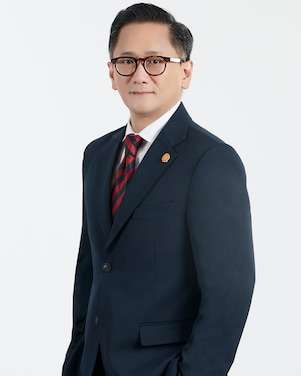 photo of Thanutr Isarankura