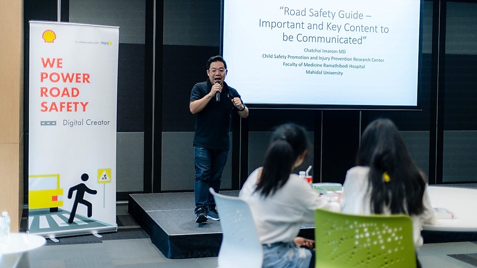 Dr. Chatchai Im-arom, Child Safety Promotion and Injury Prevention Research (CSIP) Ramathibodi Hospital is discussing ‘Road Safety Guide Important and Key Content’ topic