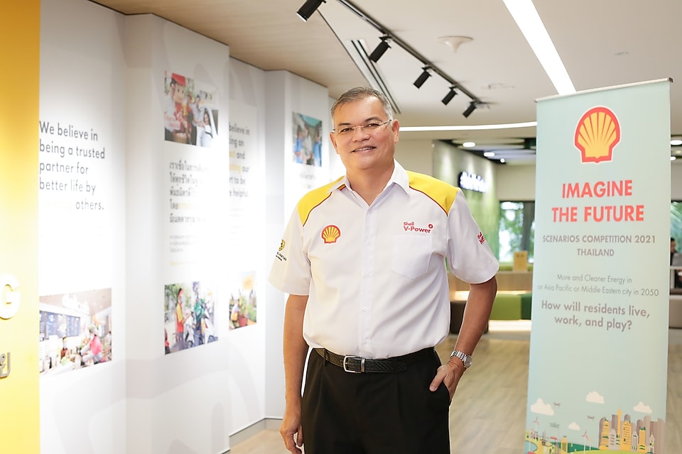 Mr. Panun Prachuabmoh, Country Chairman, The Shell Company of Thailand Limited