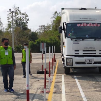 บรรยากาศการเรียนการสอนในภาคทฤษฎีและภาคปฏิบัติ 1