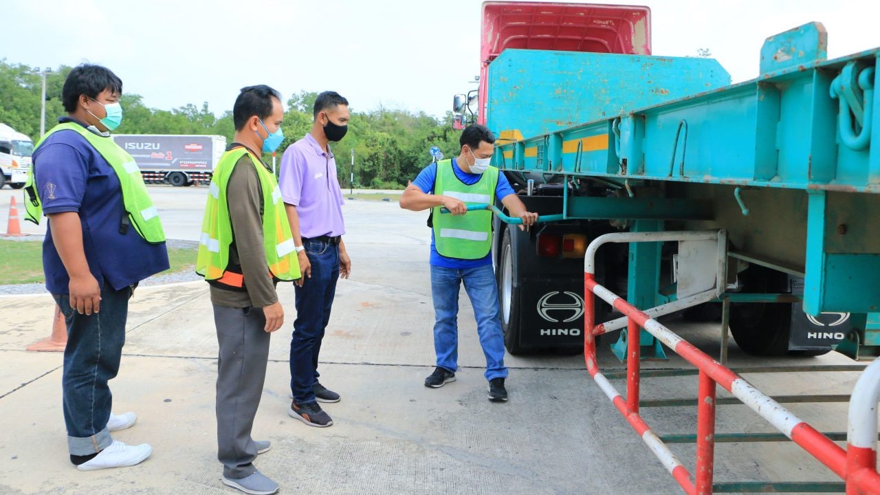 The programme covers various safe driving teachniques and methods such as basic maintenaince and truck driving