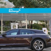 รถยนต์พลังงานไฟฟ้าปอร์เช่ ไทคานน์ (Porsche Taycan)