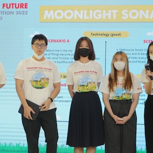 บรรยากาศการนำเสนอผลงานของ 5 ทีมที่เข้ารอบสุดท้าย ได้แก่ ทีม IFRIT, Double Powerpuffs, Sheldon, Moonlight Sonata และ WHO