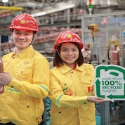 รายแรก บรรจุภัณฑ์รีไซเคิล 100% บรรจุภัณฑ์สำหรับน้ำมันเครื่องระดับพรีเมียม “เชลล์ เฮลิกส์ อัลตร้า”