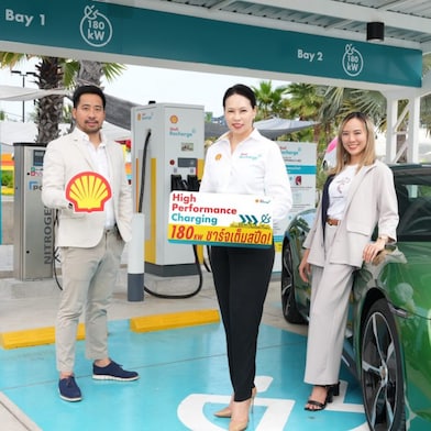Shell Recharge station (HPC) 180 กิโลวัตต์ ที่สถานีบริการเชลล์ ทิวทะเล เวิล์ด อำเภอชะอำ จังหวัดเพชรบุรี