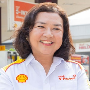 นางสาวสิริวิภา ยุกตะทัต รองกรรมการบริหาร ธุรกิจโมบิลิตี้  บริษัท เชลล์แห่งประเทศไทย จำกัด