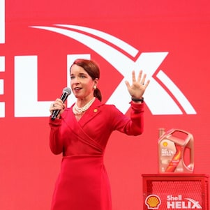 ซาร่า สมิทธิ์ กรรมการบริหาร ฝ่ายการตลาด ธุรกิจน้ำมันหล่อลื่น บริษัท เชลล์ อินเตอร์เนชั่นแนล ปิโตรเลียม จำกัด