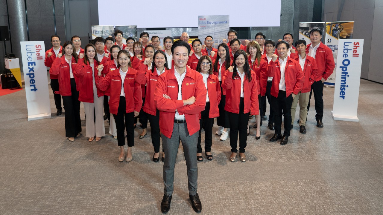 ทีม Shell Lubricant Services พร้อม!