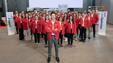 ทีม Shell Lubricant Services พร้อม!