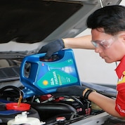 ช่วยป้องกันการเกิดสารตกค้างและป้องกันพื้นผิวเครื่องยนต์จากการสึกหรอ ช่วยรักษาสมรรถนะและยืดอายุ การใช้งานของเครื่องยนต์